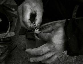 米兰体育官网-教练图赫尔面临巨大压力，图赫尔执教生涯首次拿到欧冠冠军